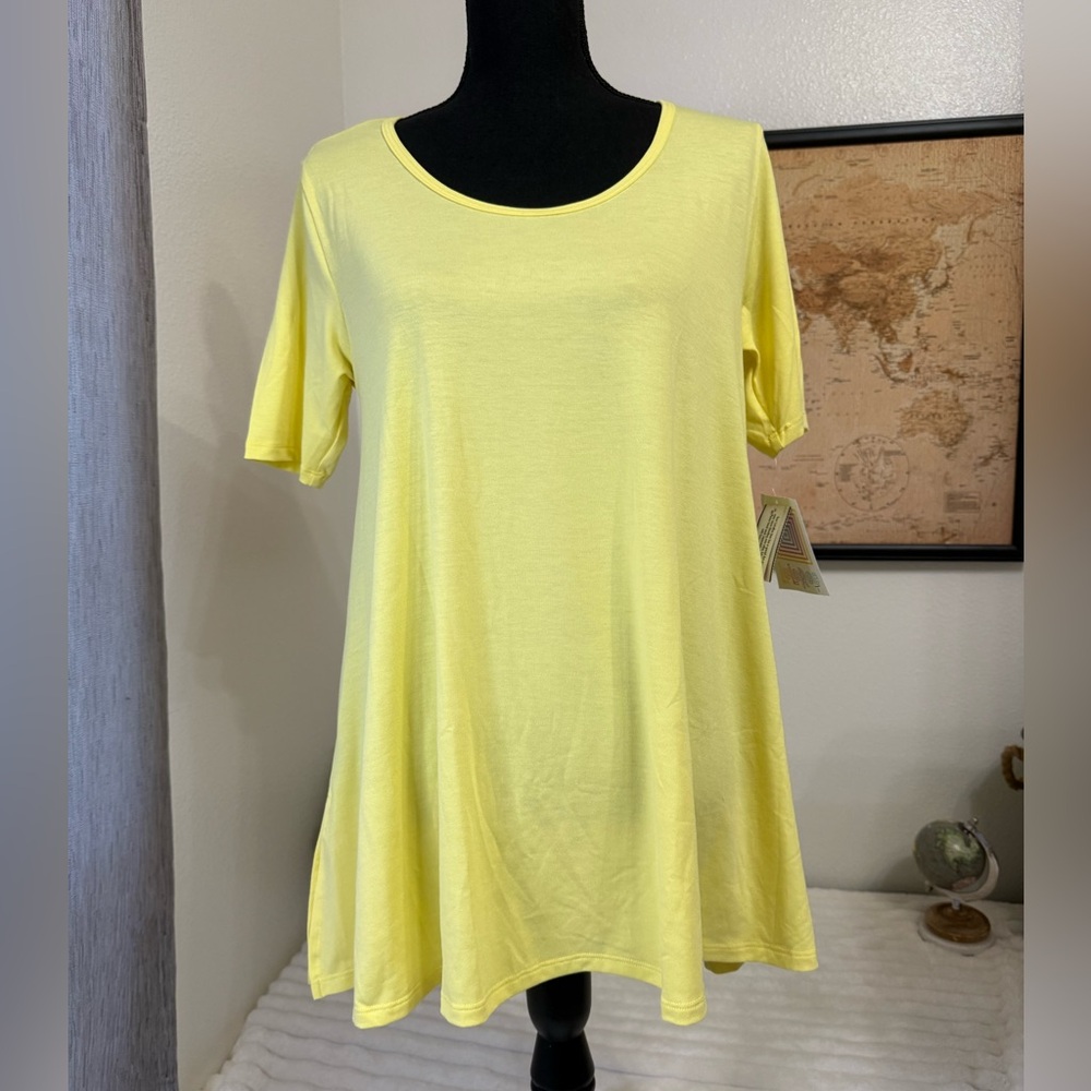 Lularoe Perfect T tee shirt size xs